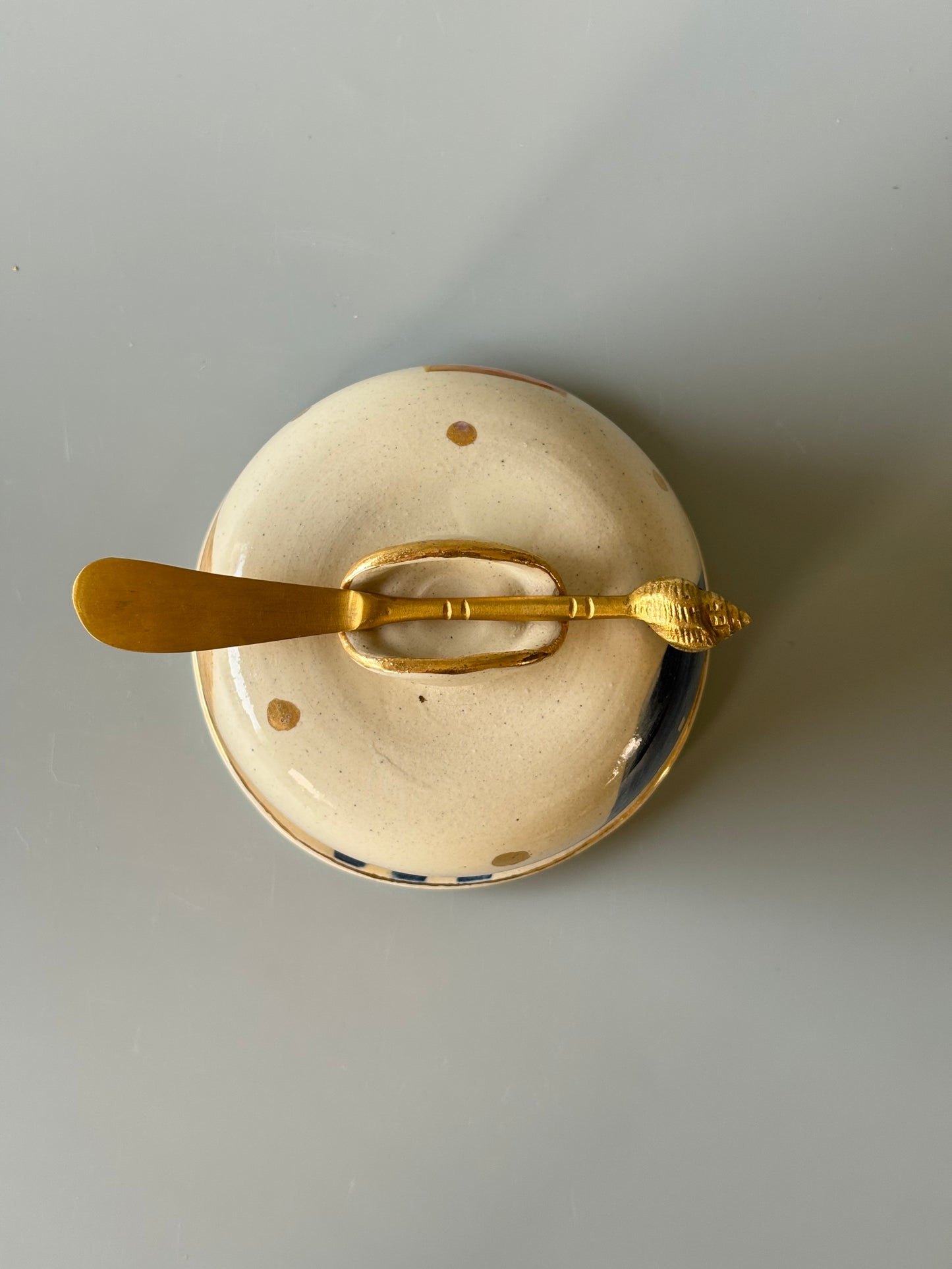 Abstract Butter Dish 2 with Brass Butter Knife