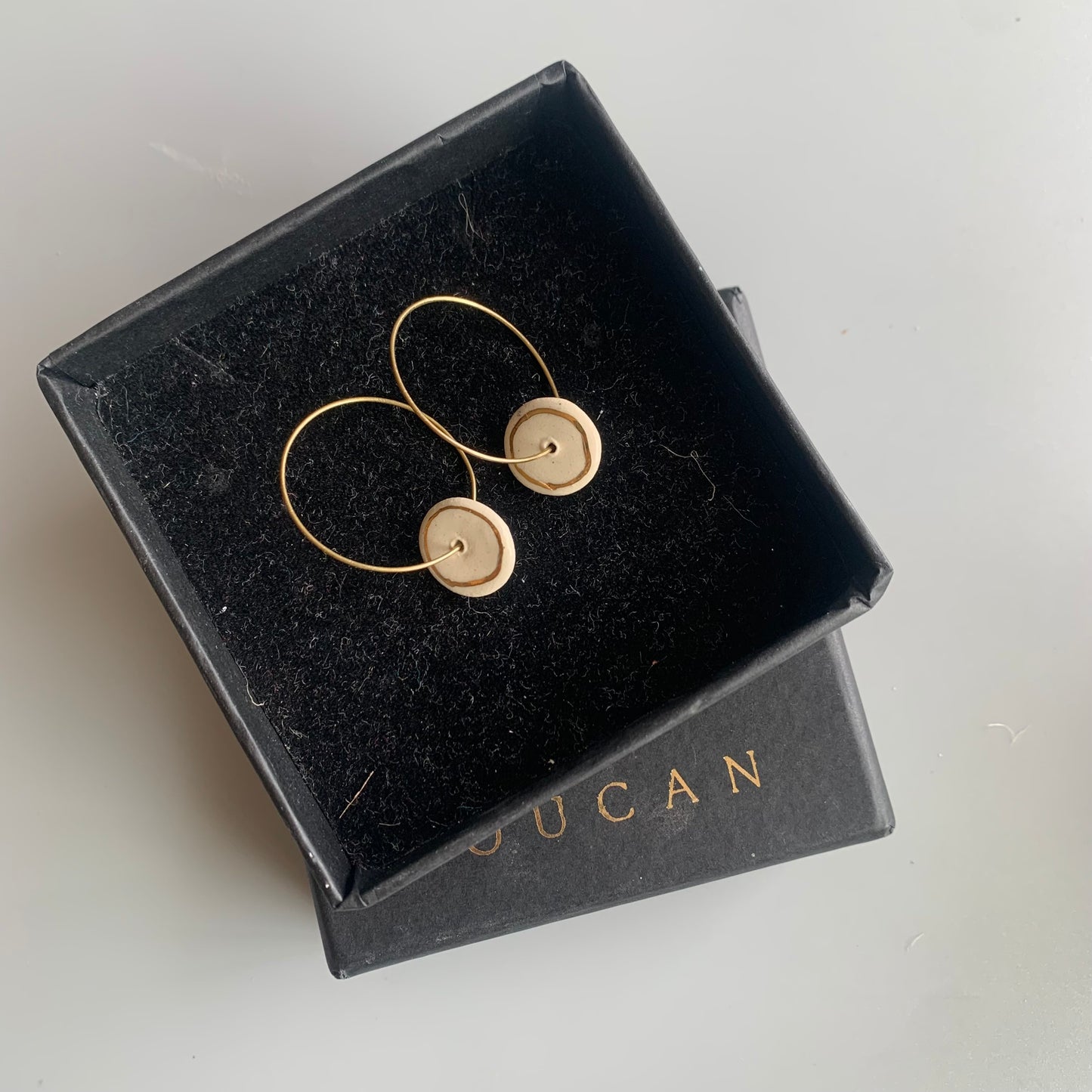 Saaz in 24 Karat Gold