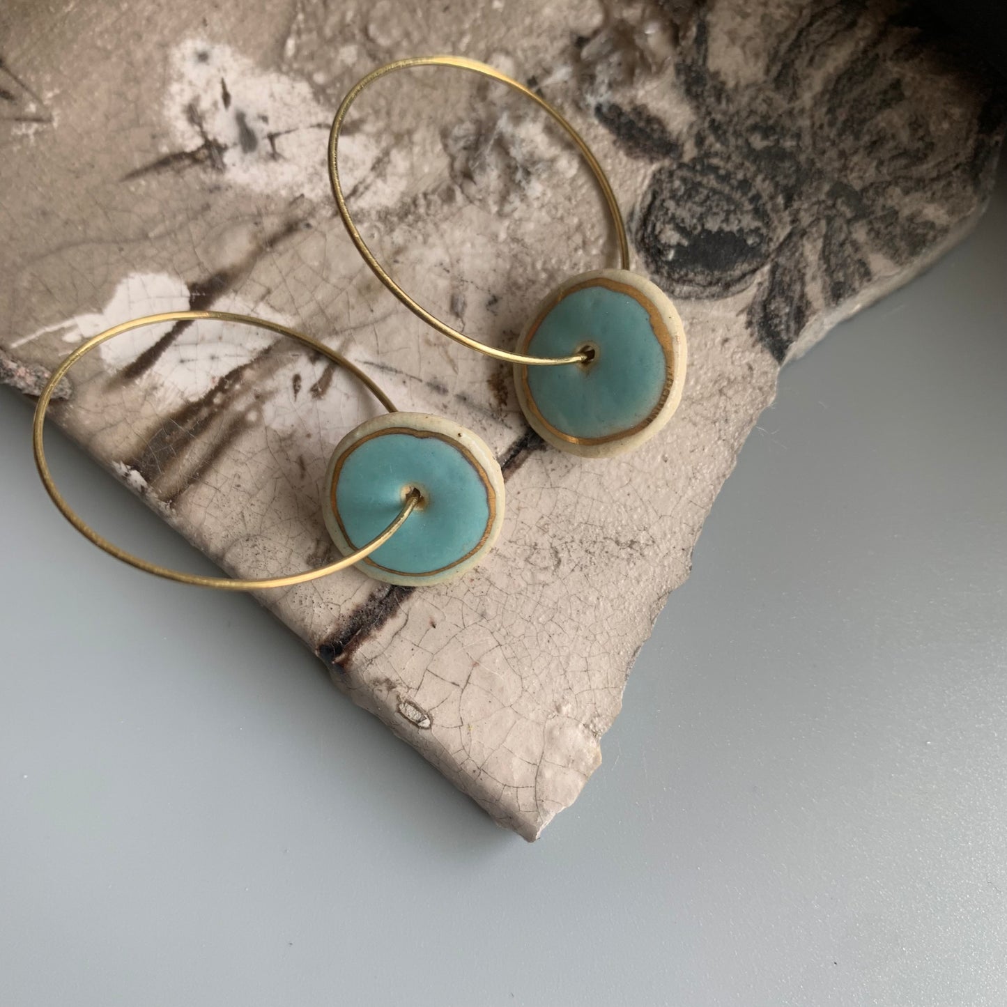 Saaz in 24 Karat Gold