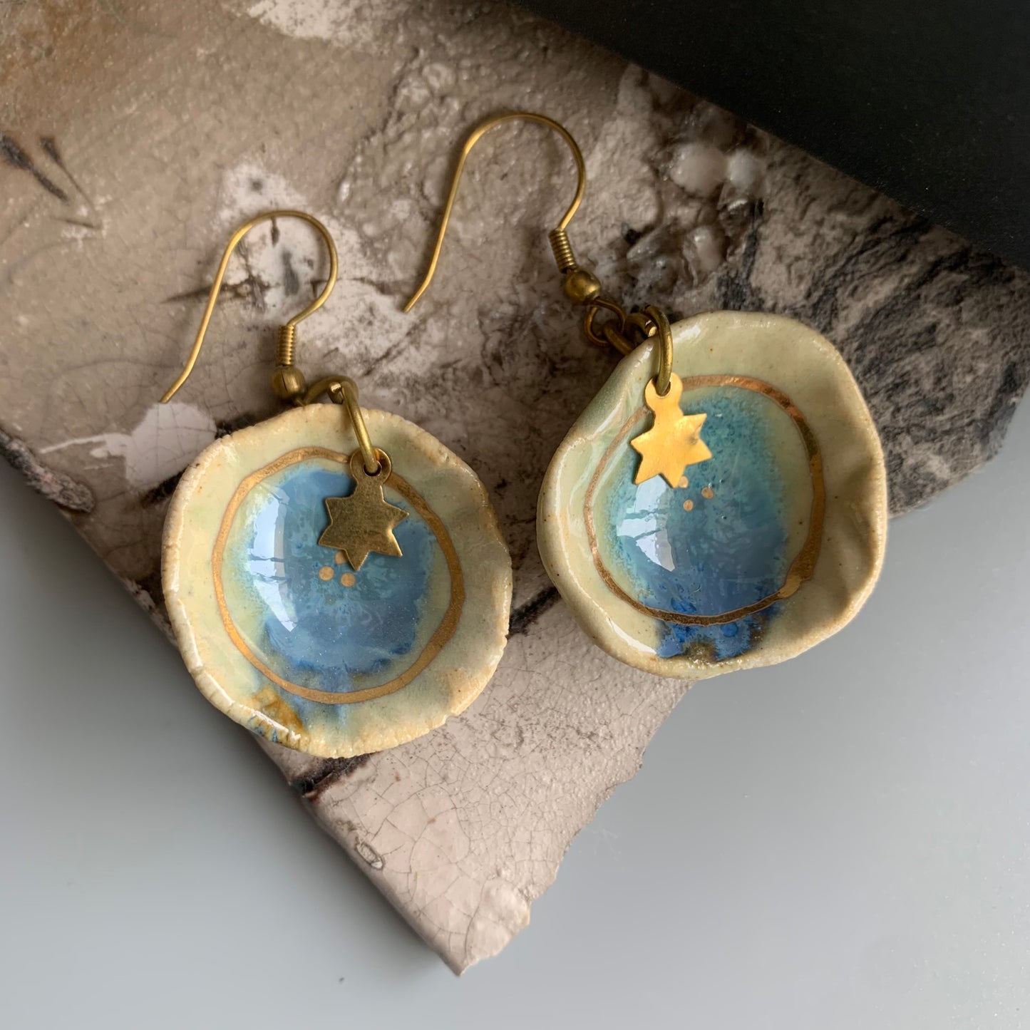 Oyster Shell in 24 Karat Gold