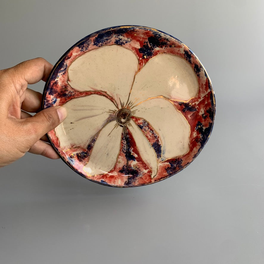 Lily Quarter Plate 7"