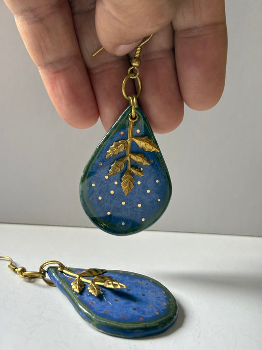 Boond 24K Gold Dangler