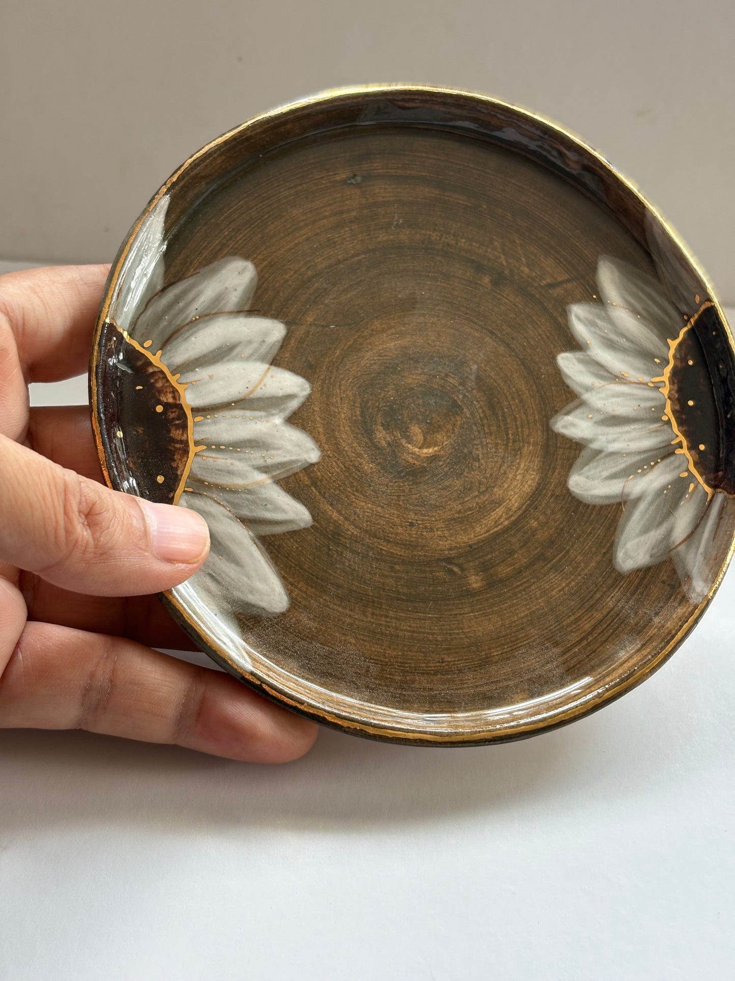 Green Sunflower Cake Plates