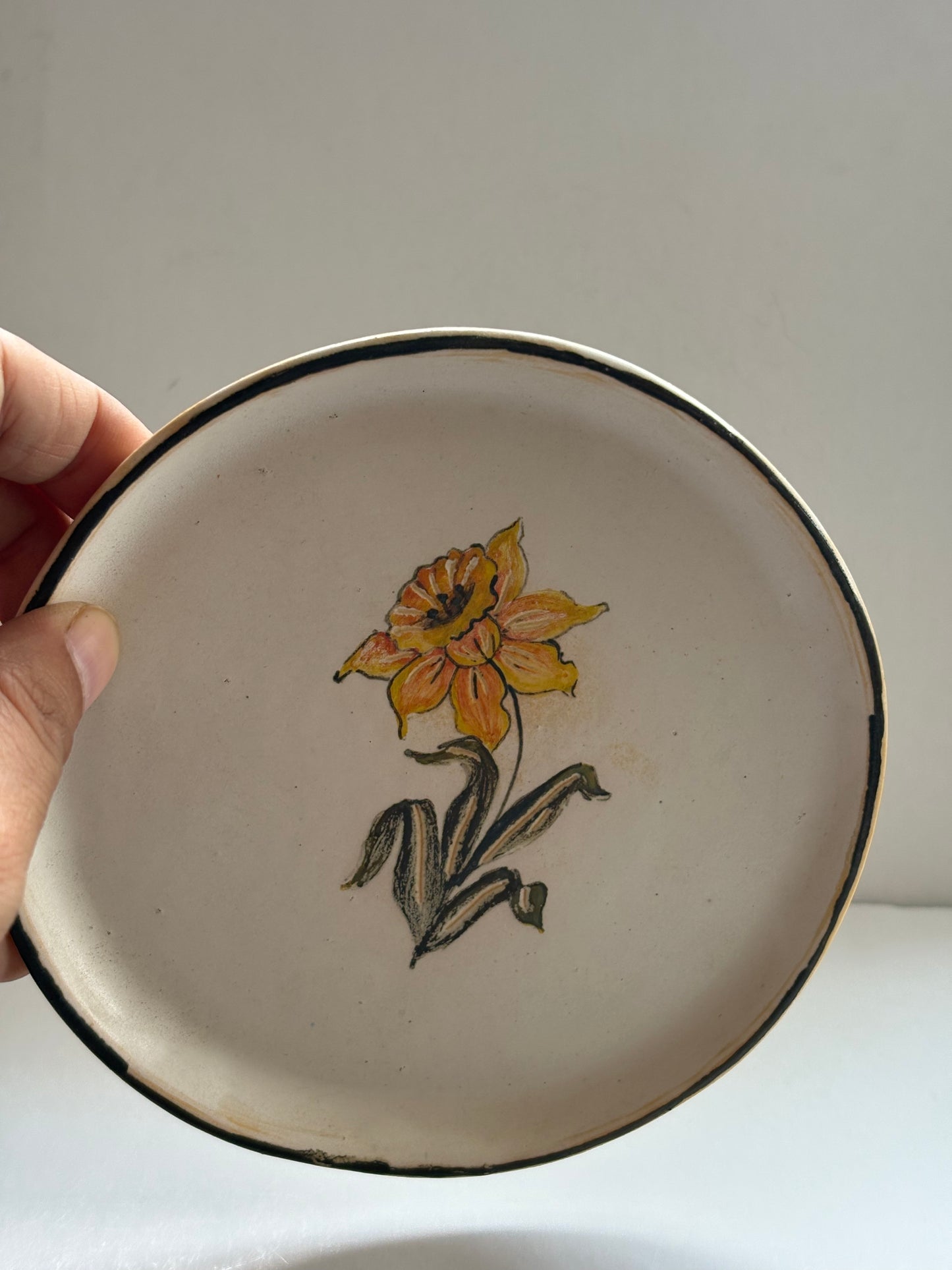 Dafodil Cake Plate