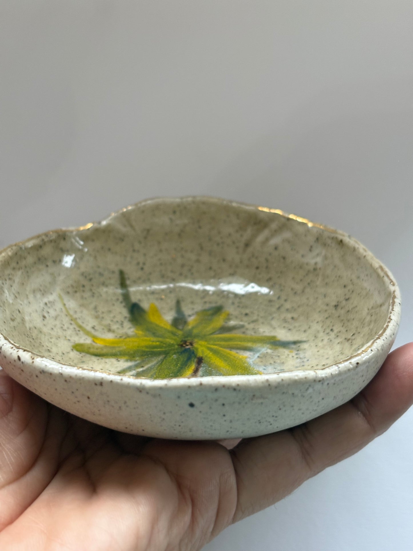 Assorted Flowers Speckles Tapas Bowl